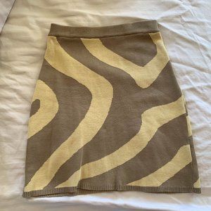 NWOT 2G Knit Mini Skirt
